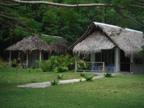 Lonnoc Ocean View Bungalows